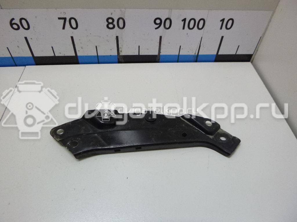 Фото Кронштейн фар правый  6R0805932C для Volkswagen Polo {forloop.counter}}