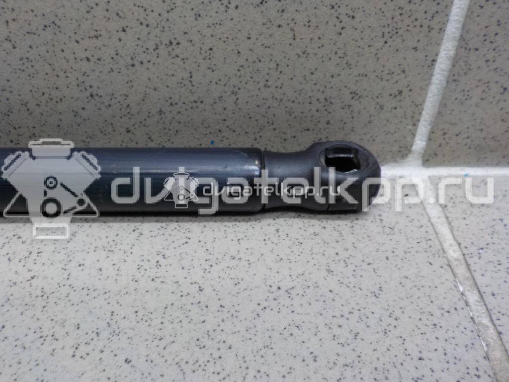 Фото Амортизатор двери багажника  8180162821 для Suzuki Swift {forloop.counter}}