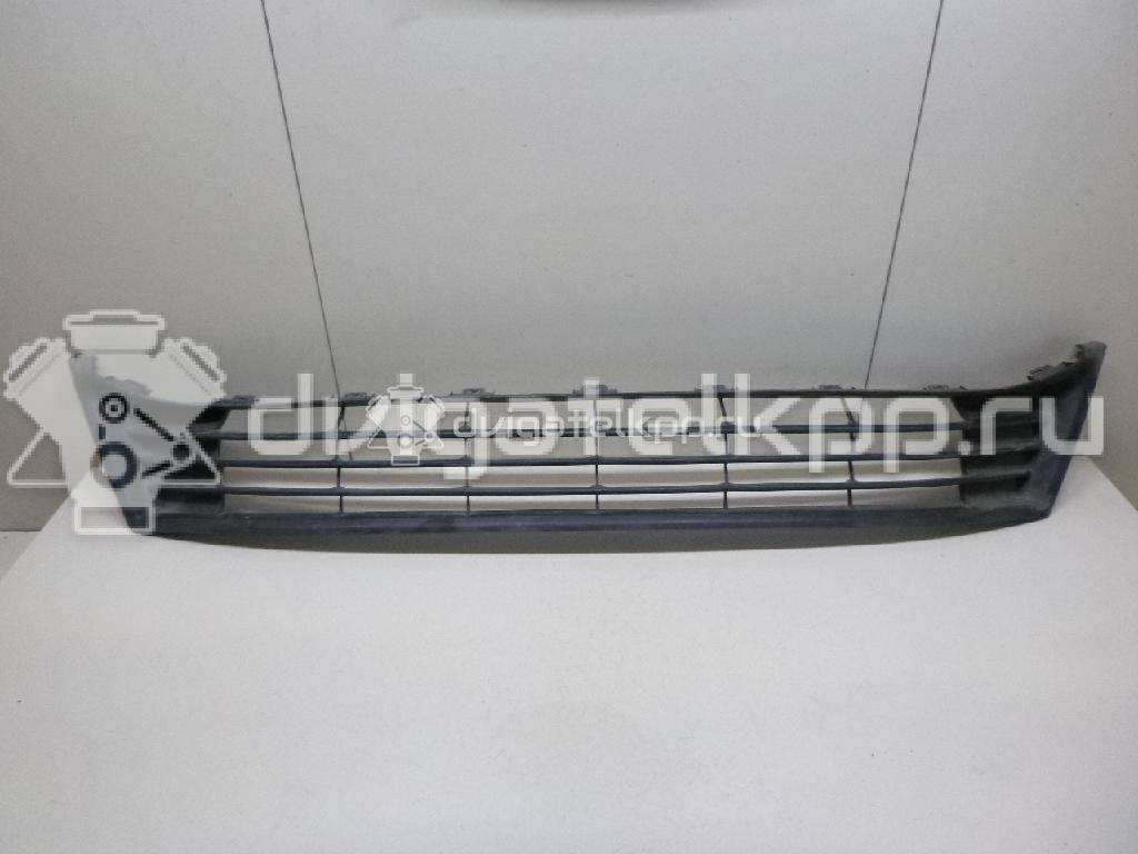 Фото Решетка в бампер центральная  5311202470 для Toyota Corolla {forloop.counter}}