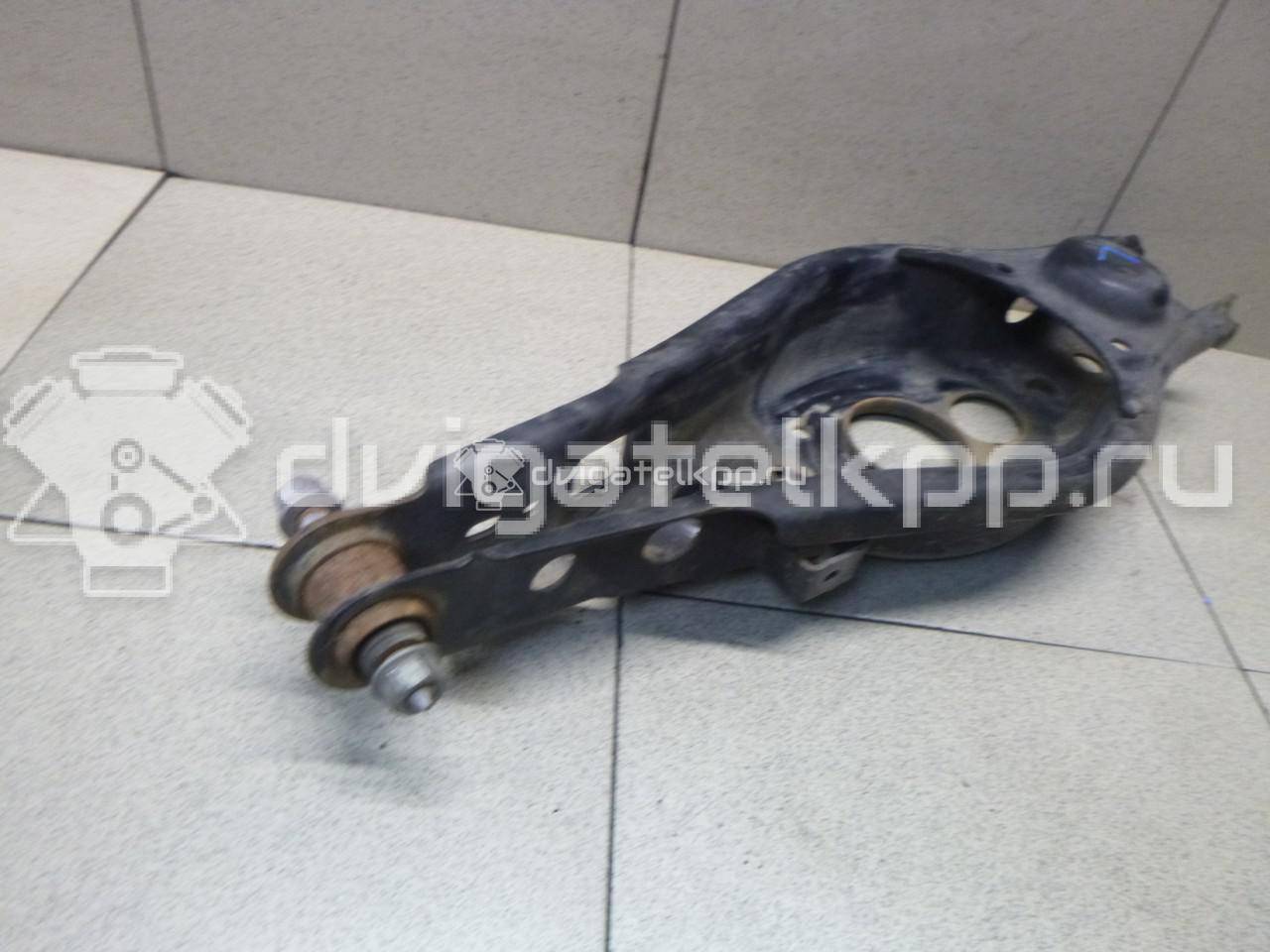 Фото Рычаг задний поперечный левый  4874042010 для Toyota Rav 4 / Avensis / Auris {forloop.counter}}