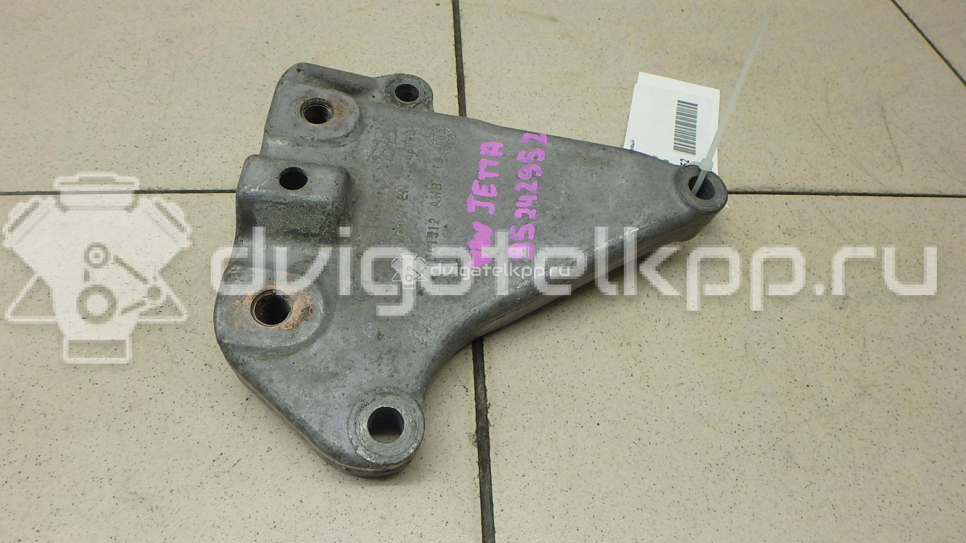 Фото Кронштейн КПП левый  1k0199117bb для audi A3 [8P1] {forloop.counter}}