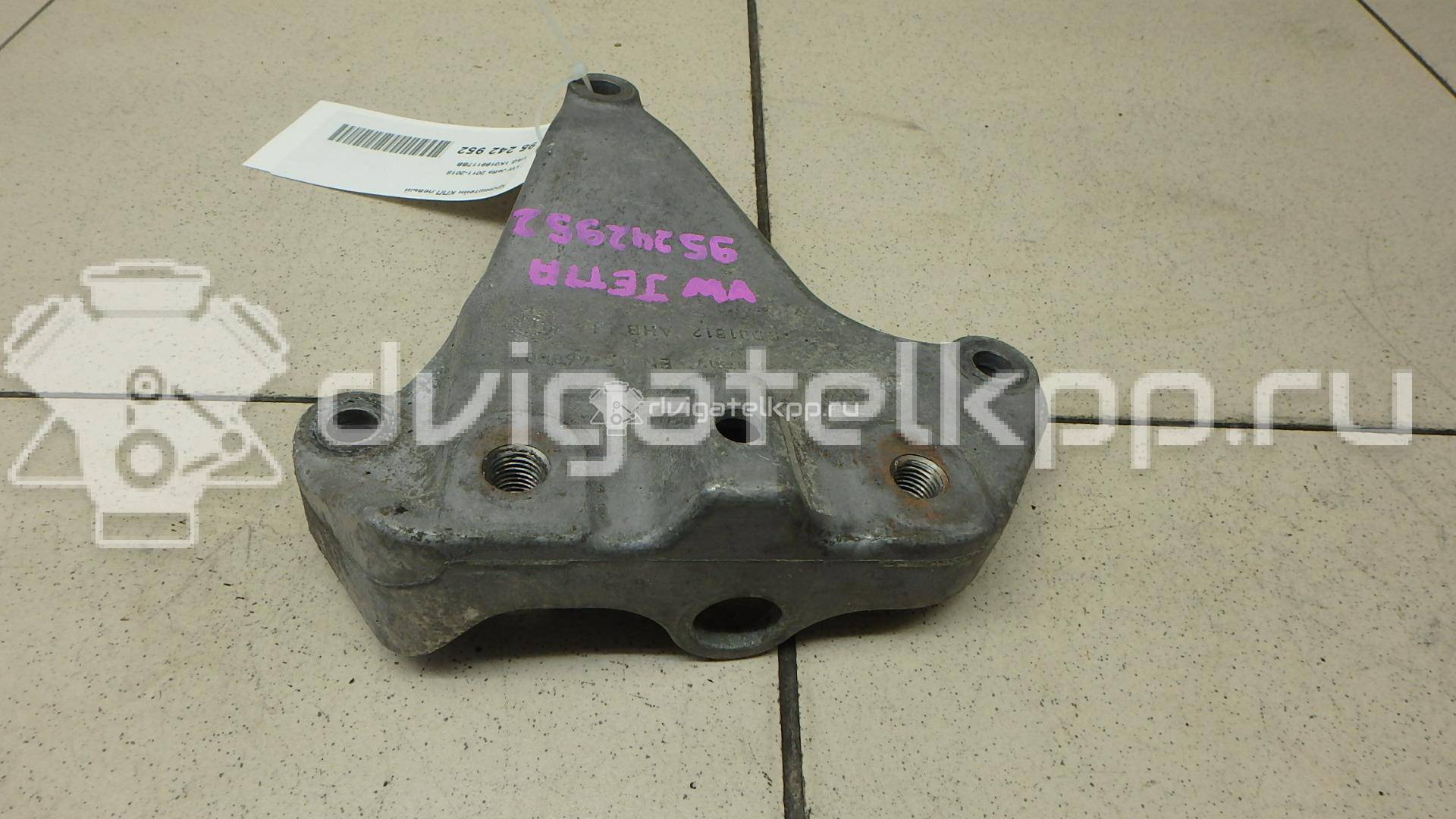 Фото Кронштейн КПП левый  1k0199117bb для audi A3 [8P1] {forloop.counter}}