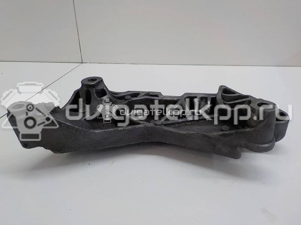 Фото Кронштейн двигателя правый  06J199207P для seat Altea {forloop.counter}}