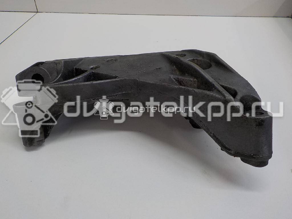 Фото Кронштейн двигателя правый  06J199207P для seat Altea {forloop.counter}}