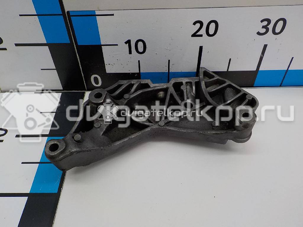 Фото Кронштейн двигателя правый  06J199207P для seat Altea {forloop.counter}}