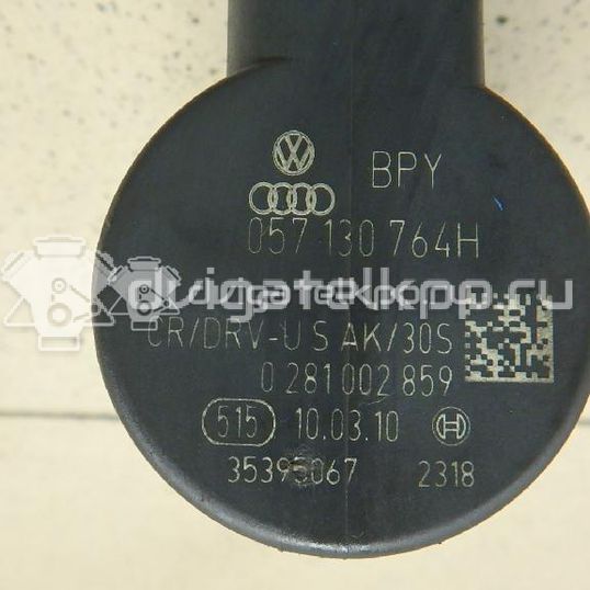 Фото Регулятор давления топлива  057130764H для Audi Quattro 85 / A3