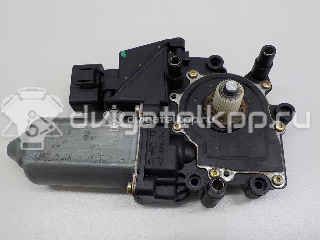 Фото Моторчик стеклоподъемника  8D0959801D для Audi A4 {forloop.counter}}