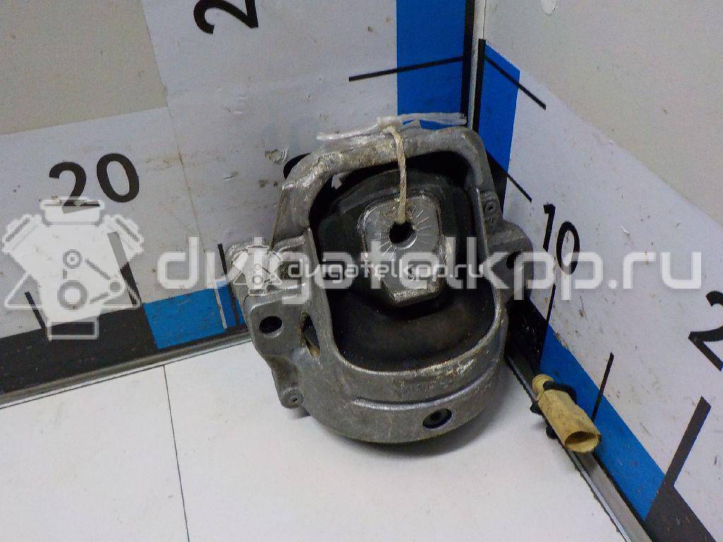 Фото Опора двигателя левая  8R0199381C для Audi Q5 / A5 / A4 / A6 {forloop.counter}}