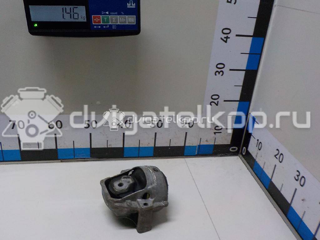 Фото Опора двигателя левая  8r0199381d для Audi A5 / A4 / Q5 {forloop.counter}}