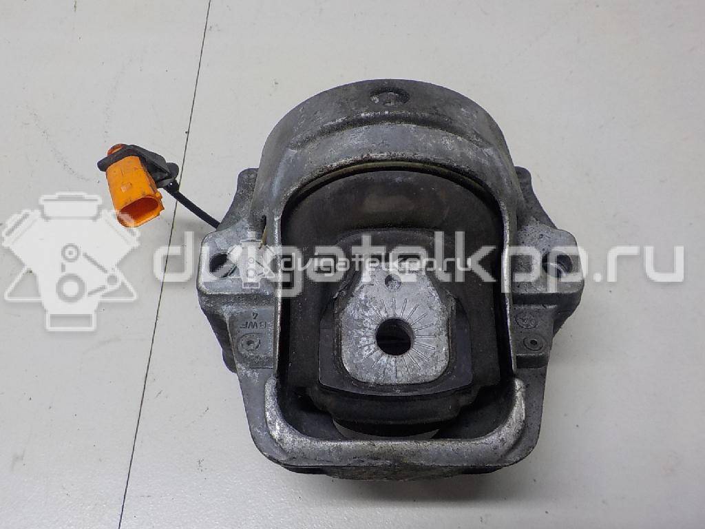 Фото Опора двигателя левая  8K0199381GQ для Audi Q5 / A5 / A4 / A6 {forloop.counter}}