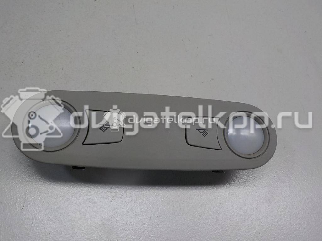 Фото Плафон салонный  8T0947111A13U для audi A4 [B8] {forloop.counter}}