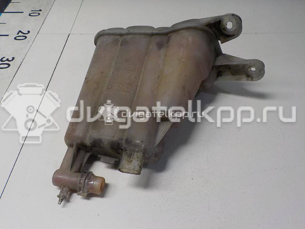 Фото Бачок расширительный  8k0121403q для audi A4 [B8] {forloop.counter}}