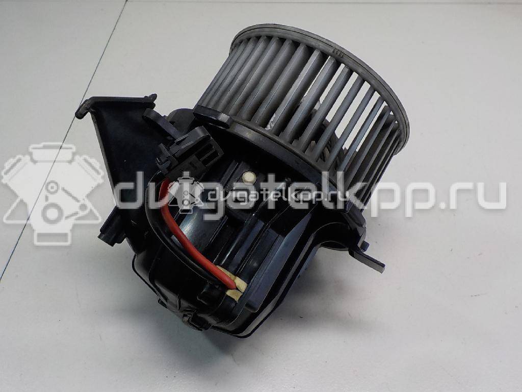 Фото Моторчик отопителя  8k1820021c для Audi A5 / A4 / Q5 {forloop.counter}}