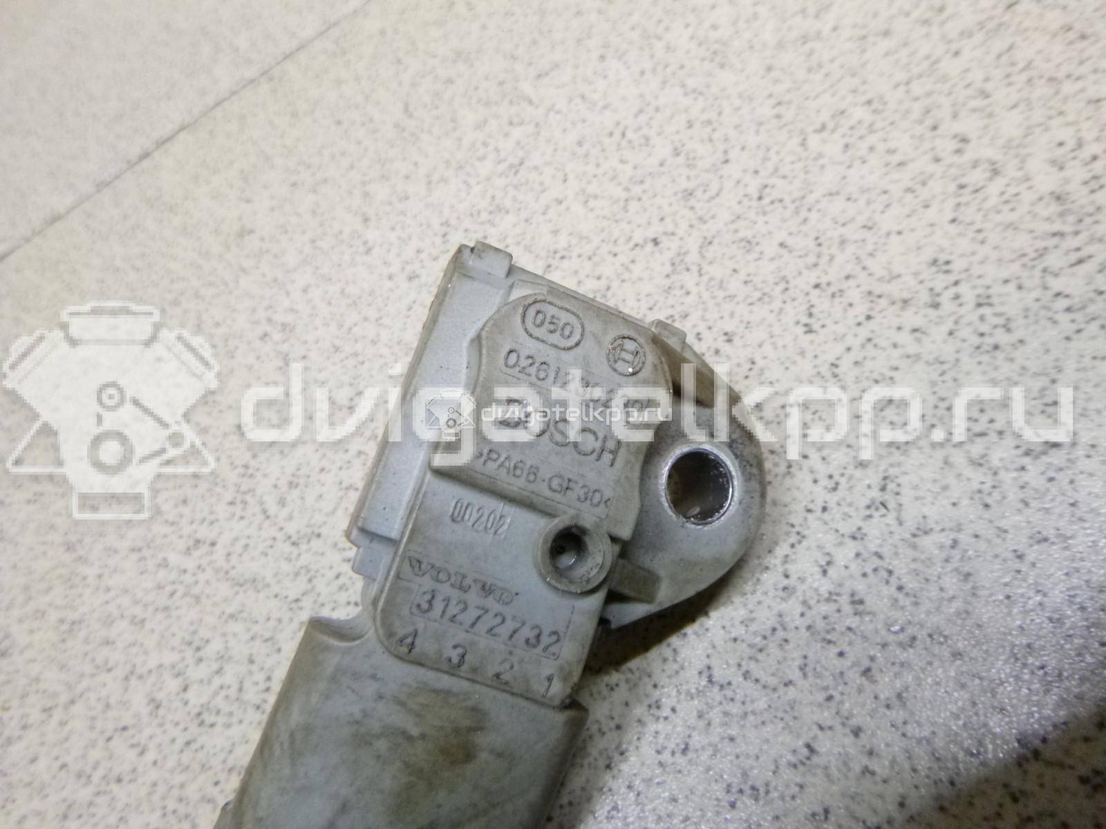 Фото Датчик давления топлива  1582665 для volvo C30 {forloop.counter}}