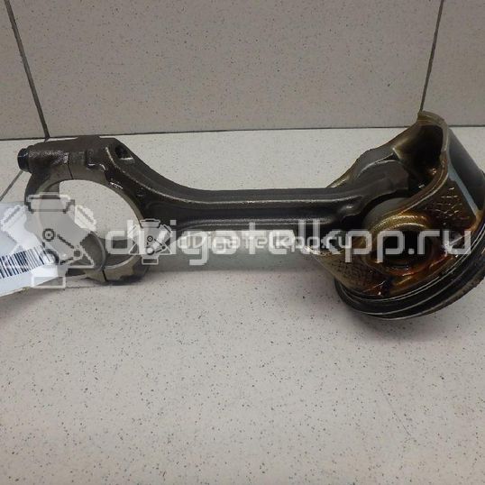Фото Поршень с шатуном для двигателя F4R для Mahindra / Renault 135-150 л.с 16V 2.0 л бензин