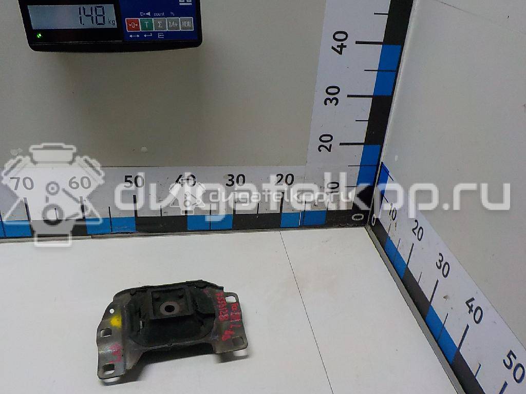 Фото Опора КПП левая  3M517M121GD для Ford Fiesta / Focus / Tourneo / C-Max / Grand {forloop.counter}}