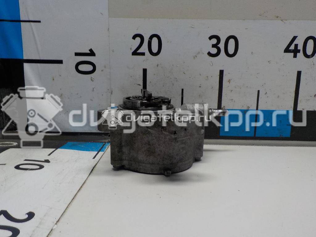 Фото Насос вакуумный  1764931 для Ford Focus / C-Max / Galaxy / Kuga / S-Max {forloop.counter}}