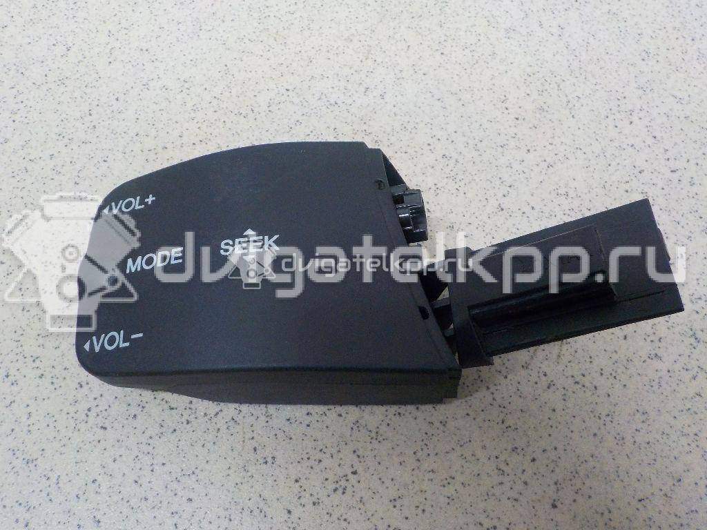 Фото Переключатель подрулевой управления магнитолой  1318965 для Ford Focus / Kuga / Transit / C-Max {forloop.counter}}