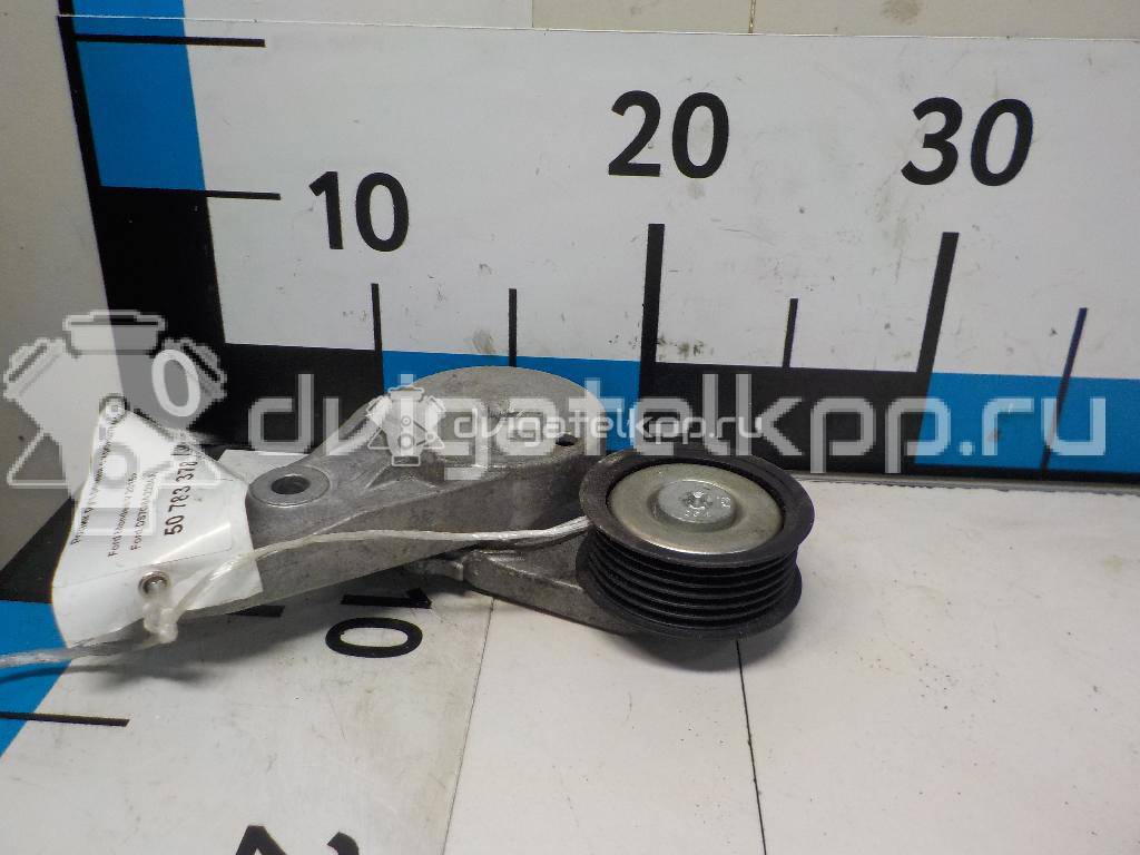 Фото Ролик-натяжитель ручейкового ремня  DS7G6A228AA для Ford Fiesta / Focus / Tourneo / C-Max / Galaxy {forloop.counter}}