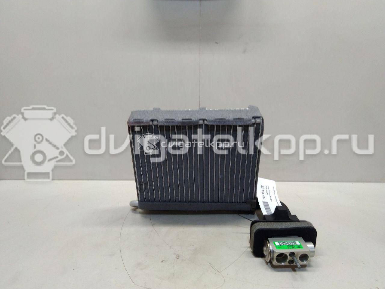 Фото Испаритель кондиционера  1690892 для Ford Focus / C-Max / Grand / Kuga / B-Max Jk {forloop.counter}}