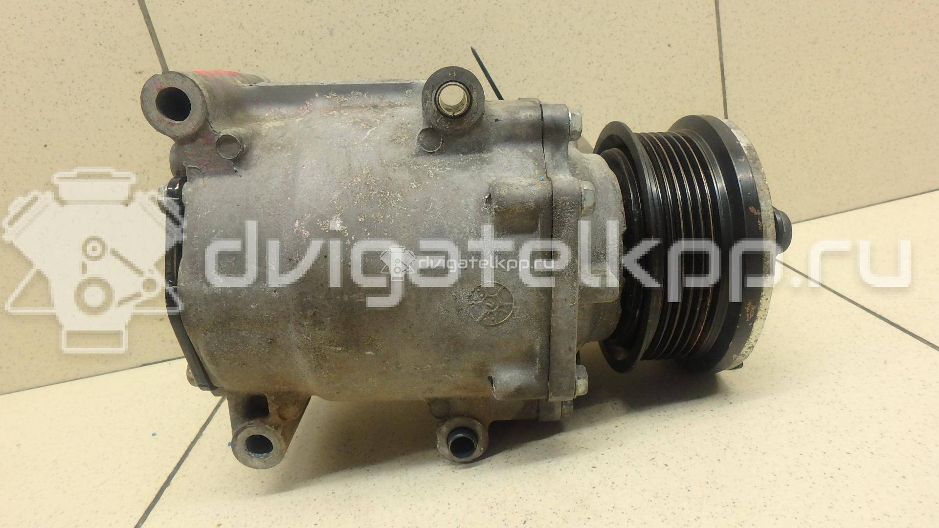Фото Компрессор системы кондиционирования  4588121 для Ford Fiesta / Focus / Tourneo / Ka / Street Ka Rl2 {forloop.counter}}