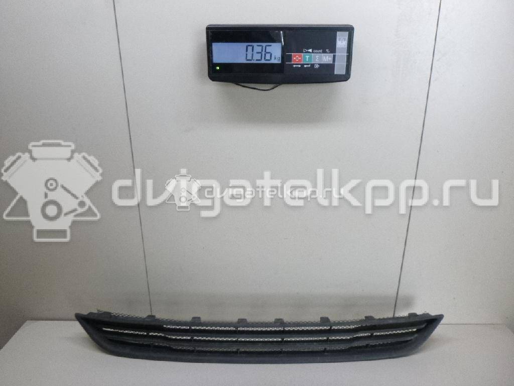 Фото Решетка в бампер центральная  1801374 для Ford Fiesta {forloop.counter}}