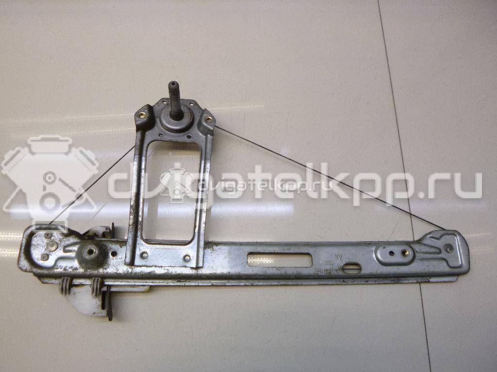 Фото Стеклоподъемник механ. задний правый  1331607 для Ford Focus {forloop.counter}}