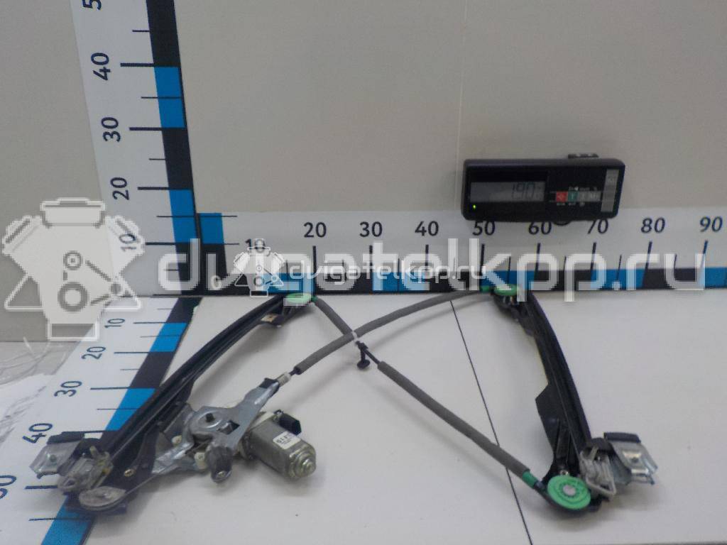 Фото Стеклоподъемник электр. передний левый  1331614 для Ford Focus / Sierra / P 100 / C-Max {forloop.counter}}