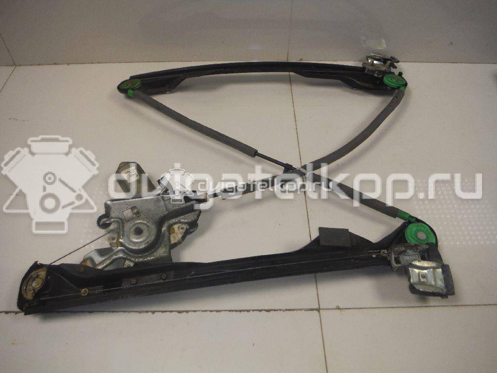 Фото Стеклоподъемник электр. передний правый  1331616 для Ford Focus {forloop.counter}}