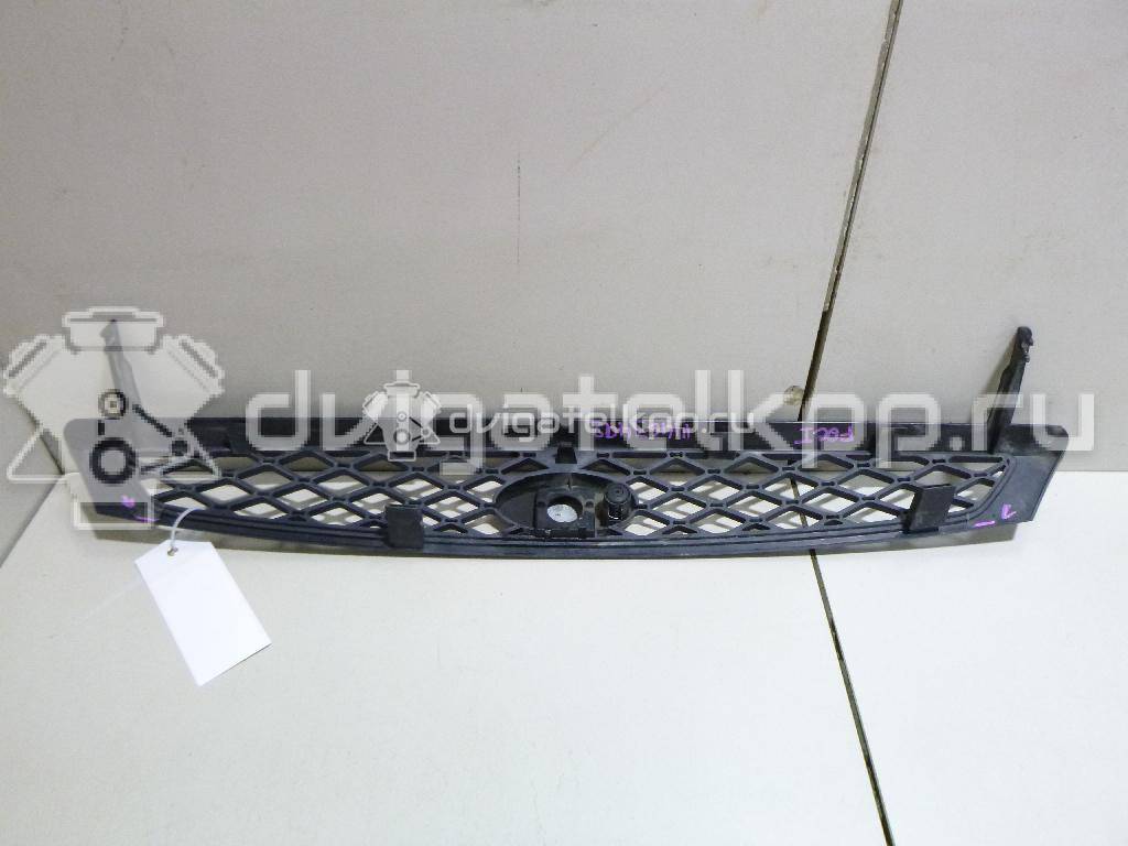 Фото Решетка радиатора  1744364 для Ford Focus {forloop.counter}}