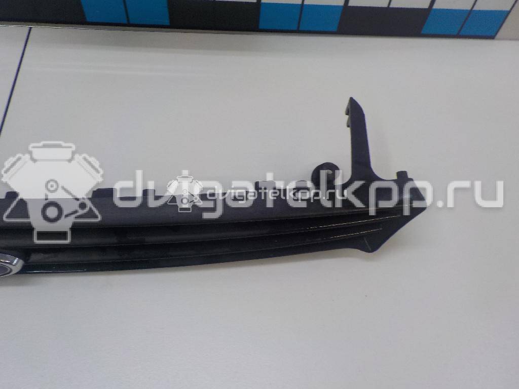 Фото Решетка радиатора  1132680 для Ford Focus {forloop.counter}}
