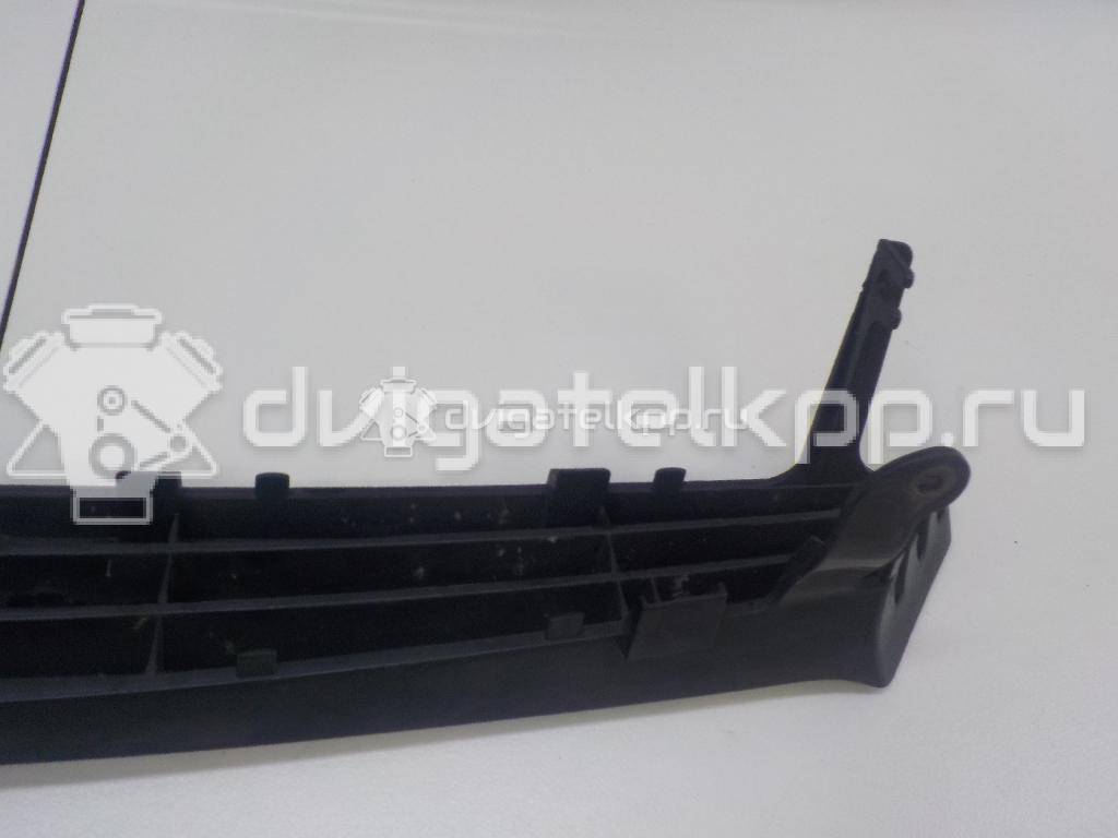 Фото Решетка радиатора  1132680 для Ford Focus {forloop.counter}}