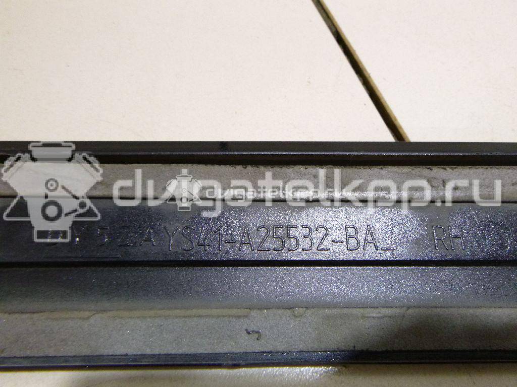 Фото Молдинг задней правой двери  1090850 для Ford Focus {forloop.counter}}