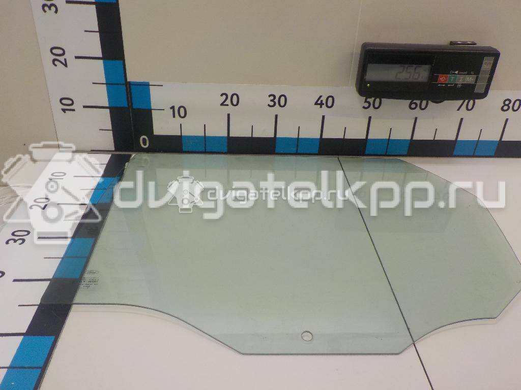 Фото Стекло двери задней левой  1098793 для Ford Focus {forloop.counter}}