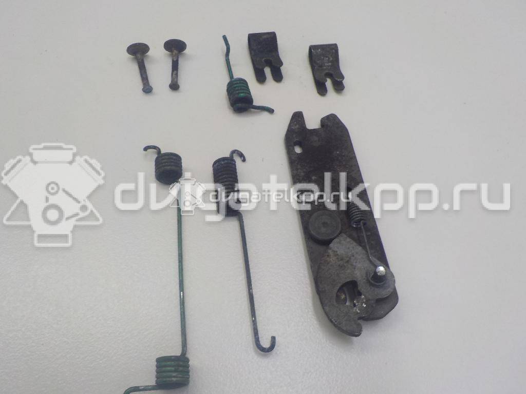 Фото К-кт установочный задних колодок  1075555 для Ford Focus {forloop.counter}}