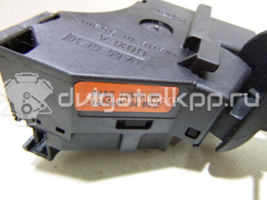 Фото Переключатель поворотов подрулевой  1145991 для Ford Focus {forloop.counter}}