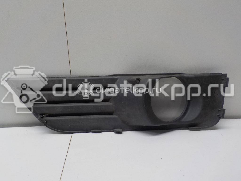 Фото Решетка в бампер правая  4M5119952AE для Ford Focus {forloop.counter}}