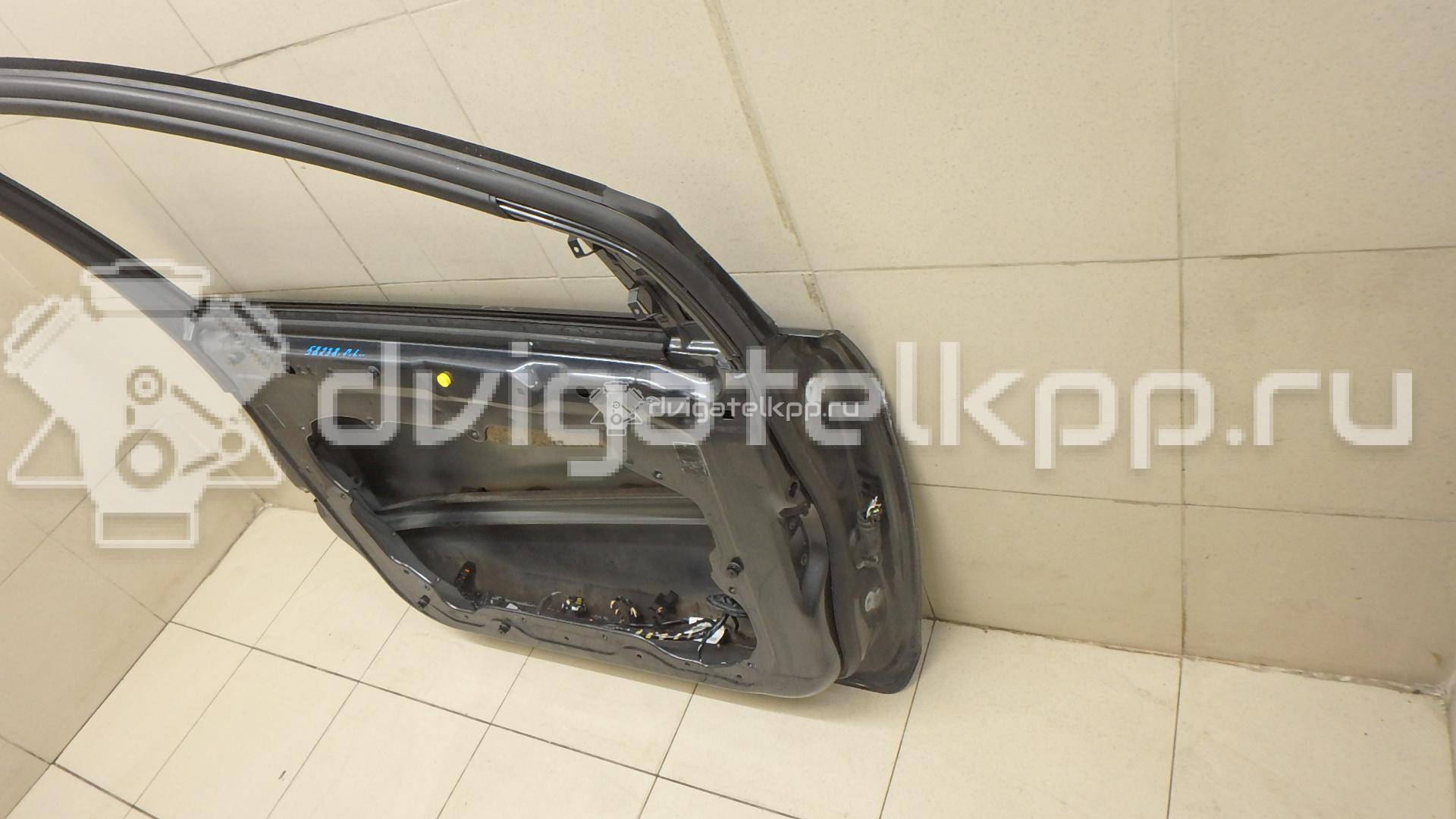 Фото Дверь передняя правая  1530170 для Ford Focus {forloop.counter}}