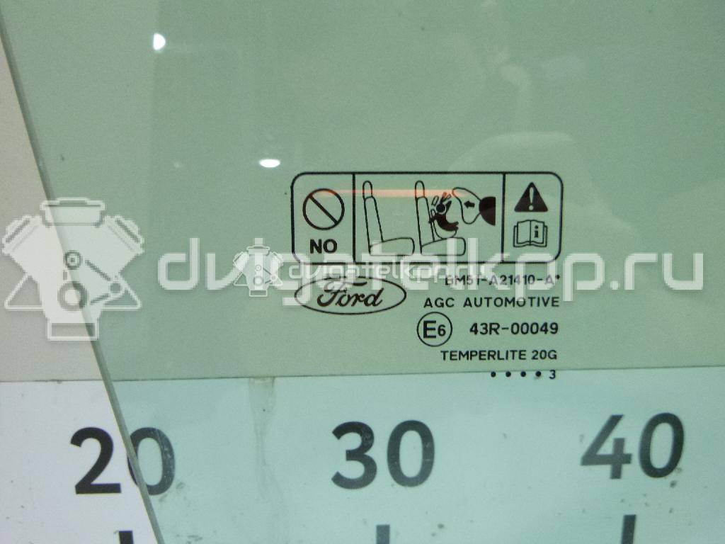 Фото Стекло двери передней правой  1742301 для Ford Focus {forloop.counter}}
