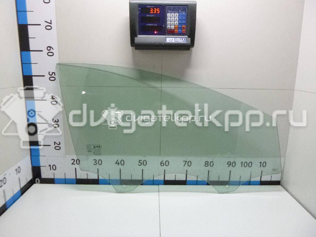 Фото Стекло двери передней правой  1742301 для Ford Focus {forloop.counter}}