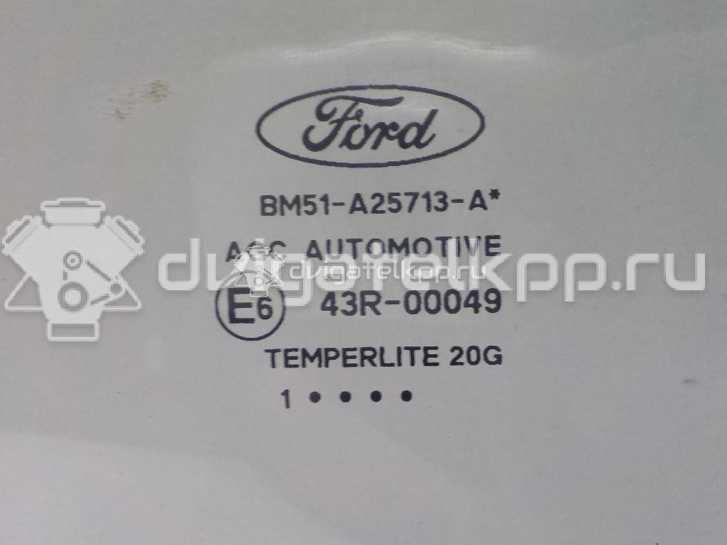 Фото Стекло двери задней левой  1706322 для Ford Focus {forloop.counter}}
