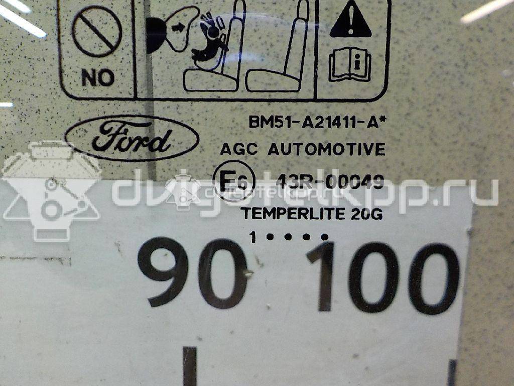Фото Стекло двери передней левой  1742302 для Ford Focus {forloop.counter}}