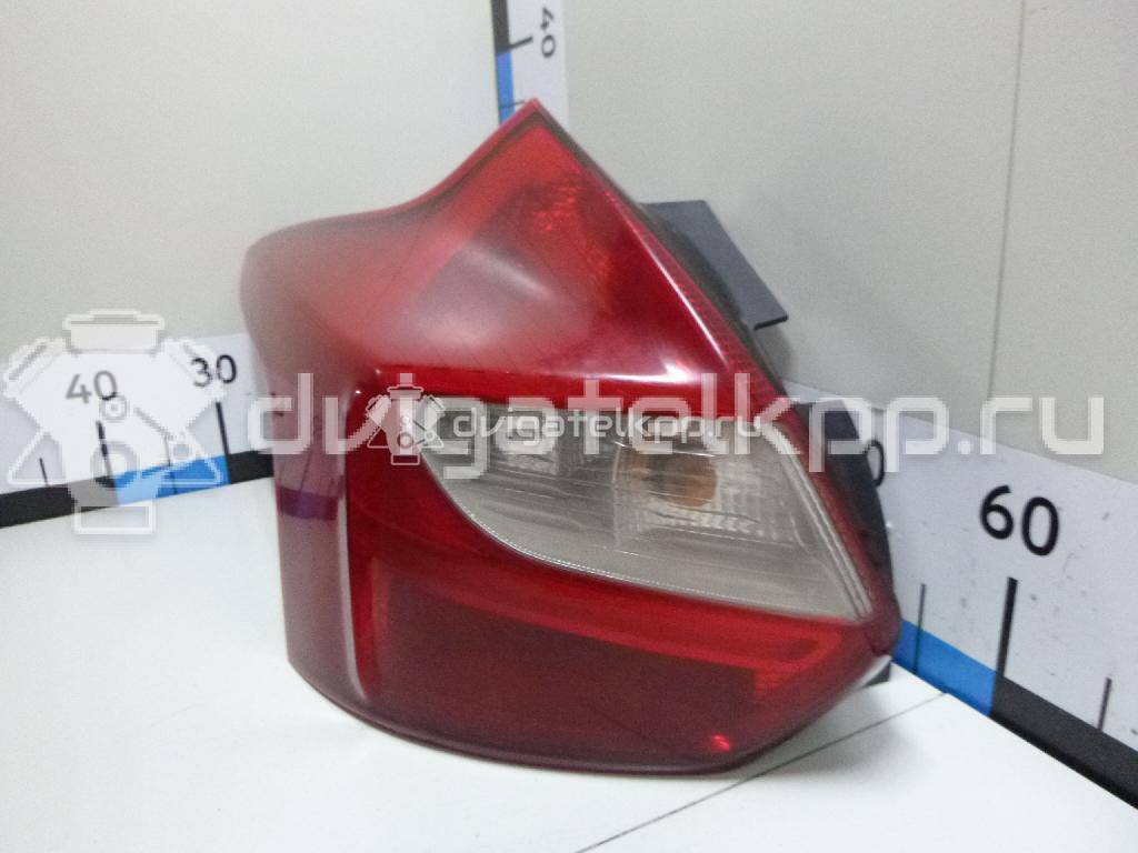 Фото Фонарь задний левый  1825321 для Ford Focus {forloop.counter}}
