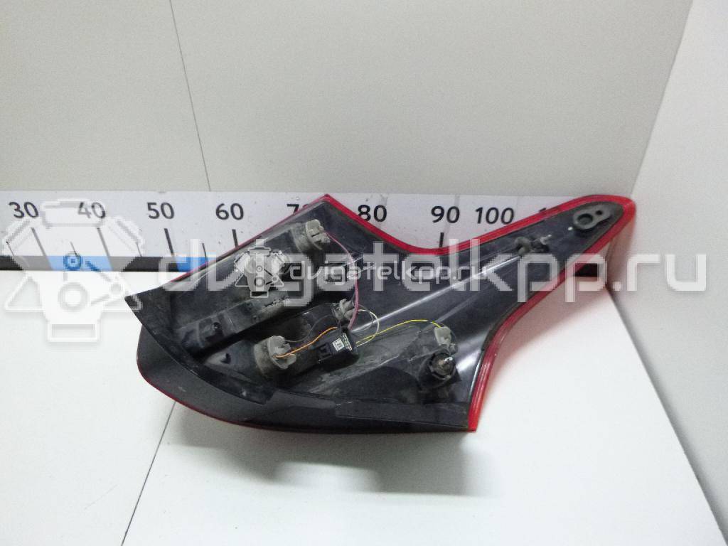 Фото Фонарь задний правый  1825318 для Ford Focus {forloop.counter}}