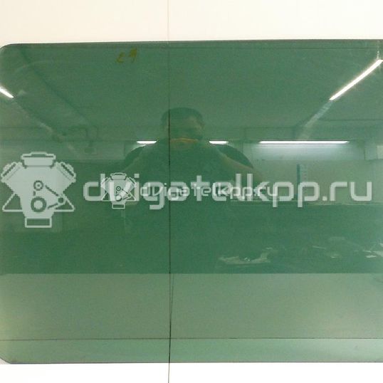 Фото Стекло двери задней правой  1046886 для Ford Galaxy