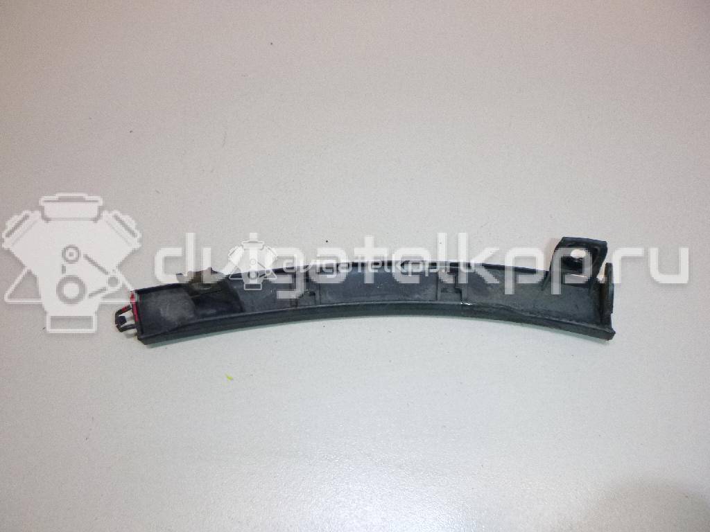 Фото Накладка переднего бампера правая  71103SWA000 для Honda Cr-V {forloop.counter}}