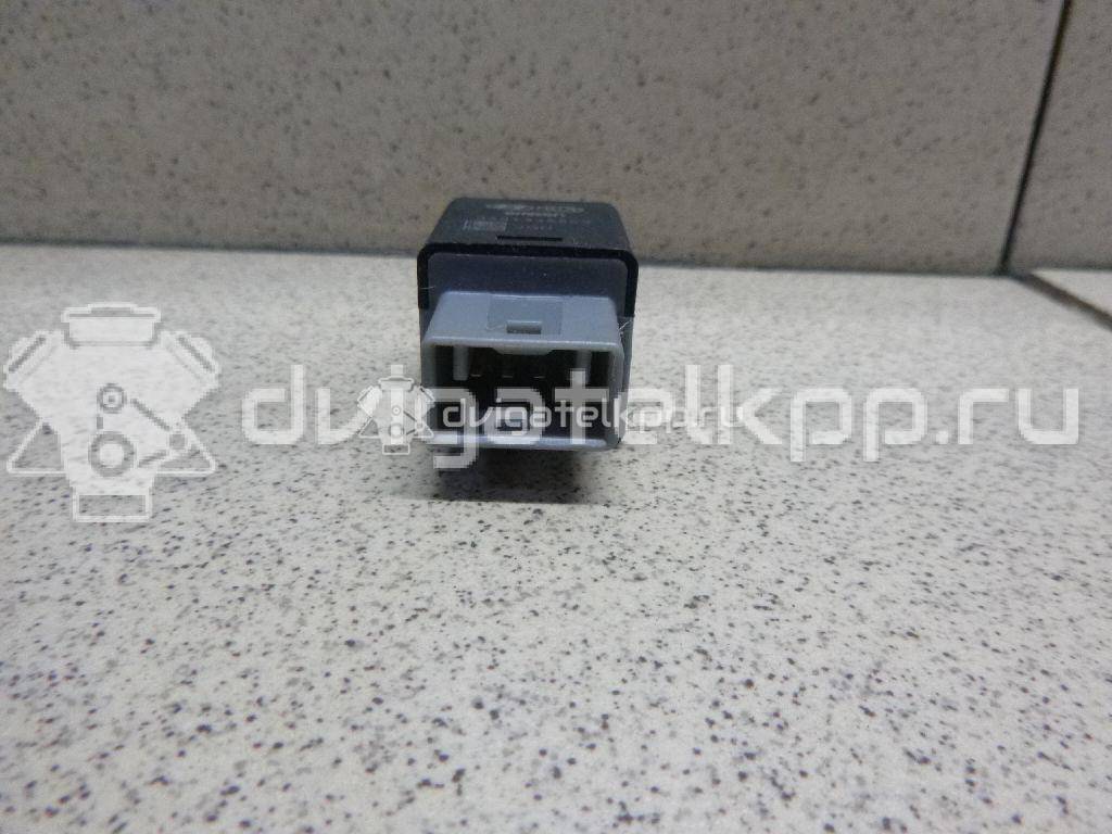 Фото Датчик включения стопсигнала  938103S700 для hyundai Creta {forloop.counter}}