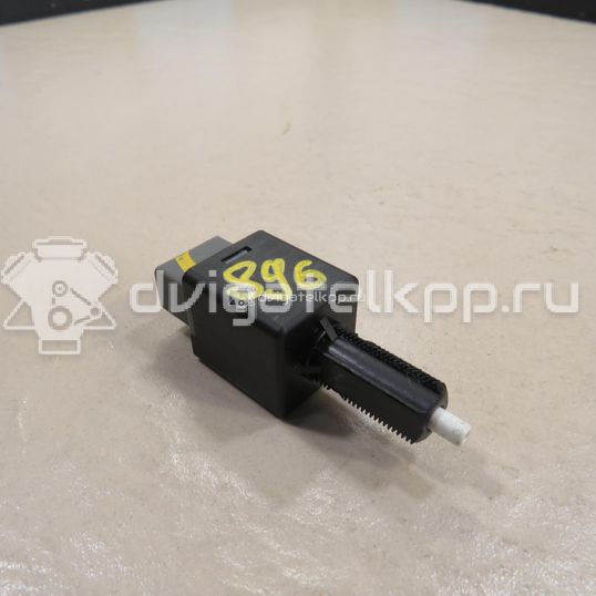 Фото Датчик включения стопсигнала  938103S700 для hyundai Creta