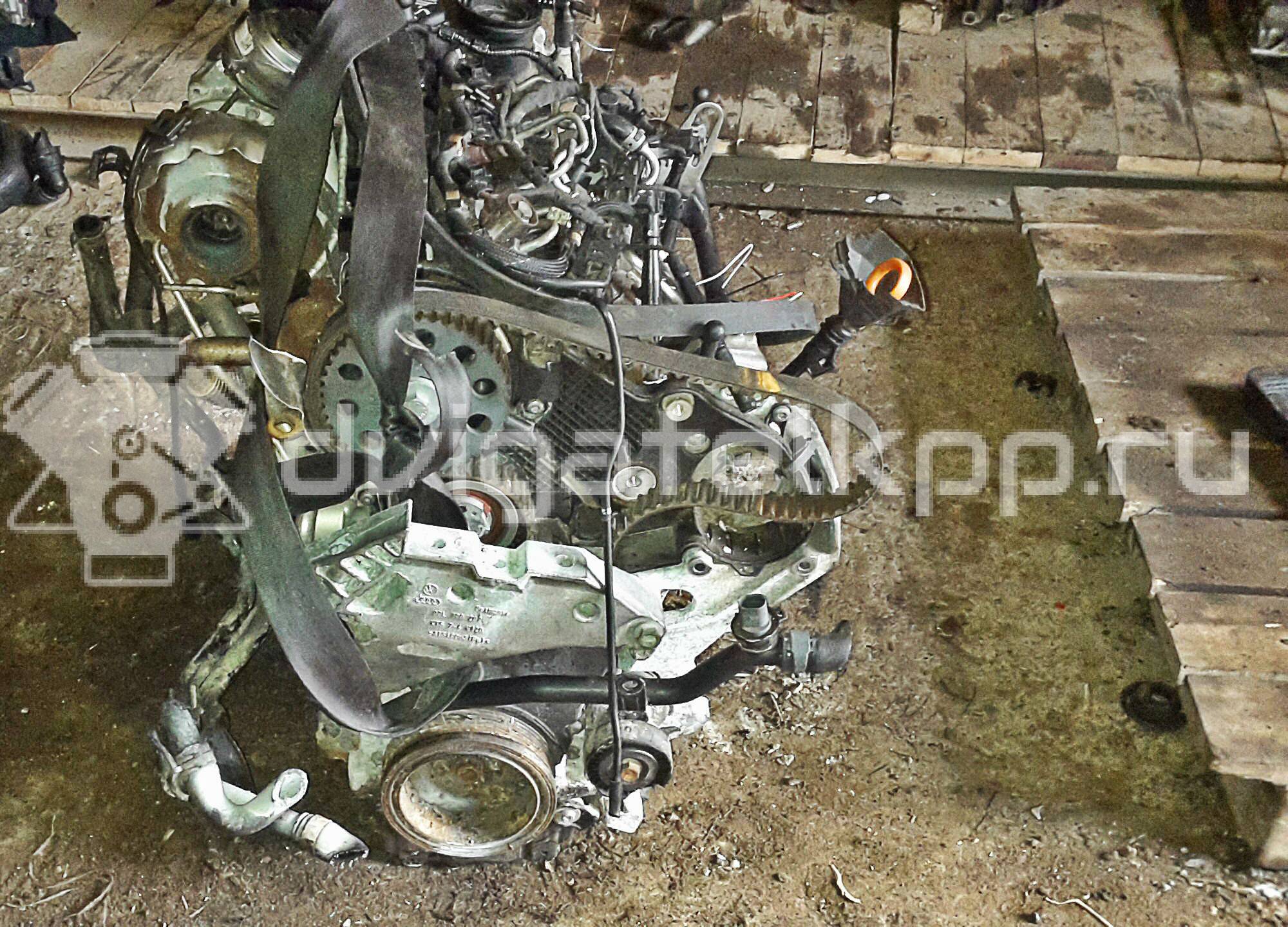 Фото Контрактный (б/у) двигатель CFGB для Skoda Superb 170 л.с 16V 2.0 л Дизельное топливо {forloop.counter}}