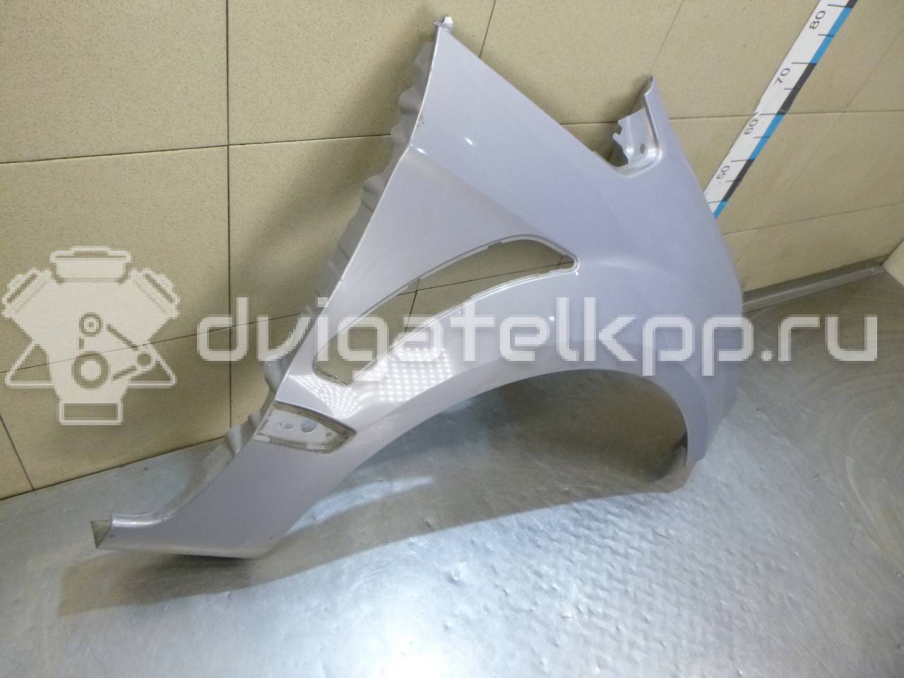 Фото Крыло переднее правое  1712554 для Ford Galaxy / S-Max {forloop.counter}}